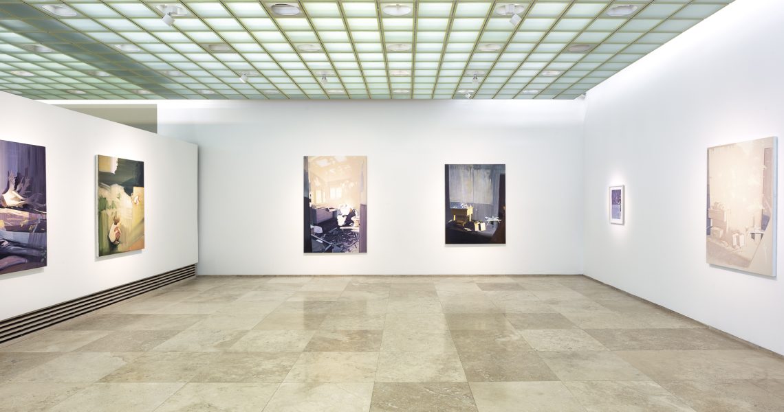 La-primera-piedra_installation-view-Galería-Patricia-Ready_Photographe-Felipe-UGALDE_07
